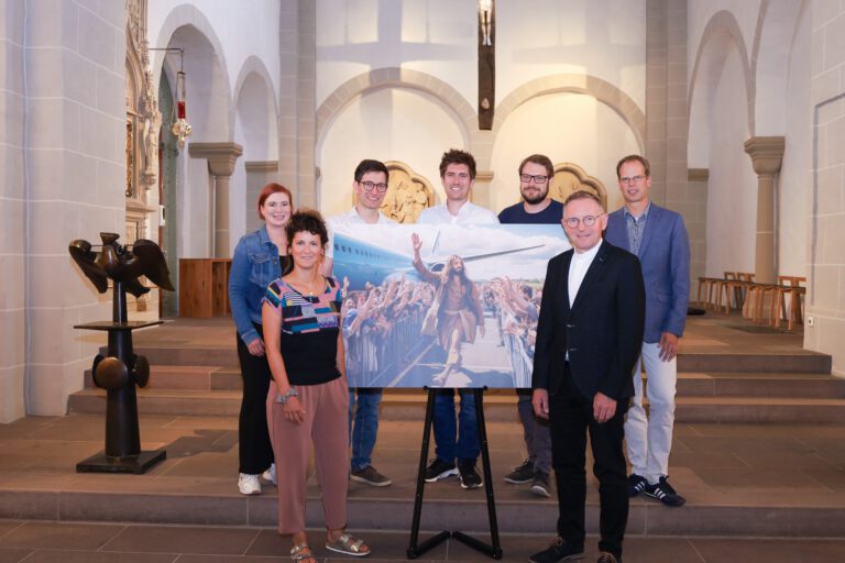 Ausstellung zu Künstlicher Intelligenz in Kirche und Gesellschaft lockte Tausende
