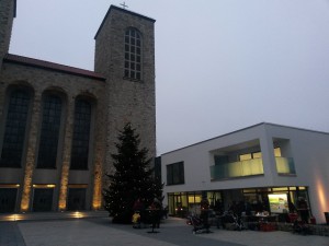 Kirche und Pfarrheim St. Georg